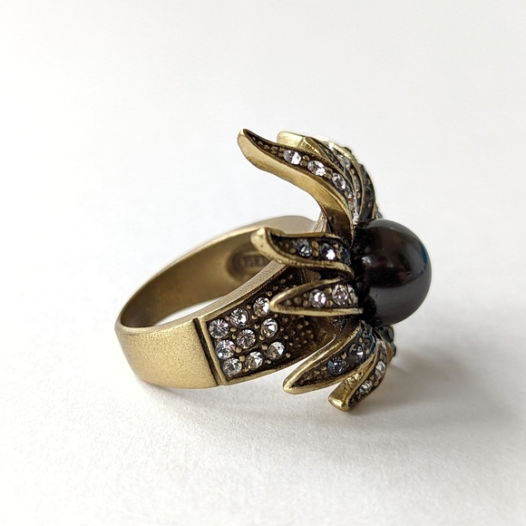 Signed HEIDI DAUS "Sublime Star" Black Statement Ring w/ Rhinestones Size 6.5 - Picture 2 of 12